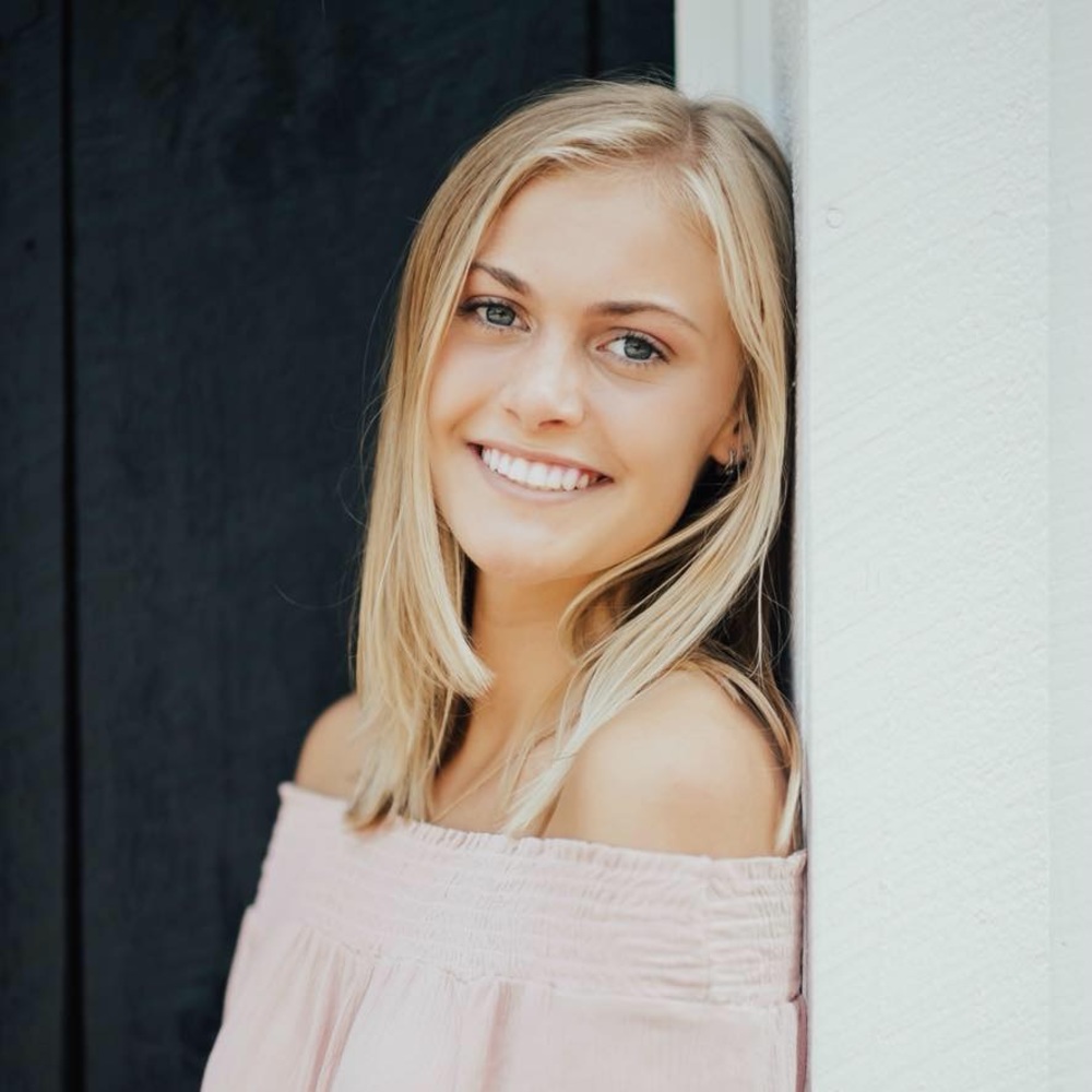 Meet your Posher, Charlotte